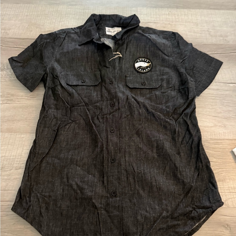 Goose Island Women’s Black Button Down Shirt